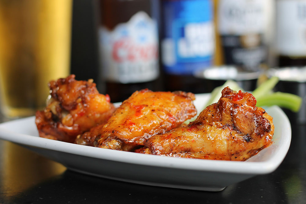 Summit Grill Wing Pizza Beer Football Special Sweet Chili