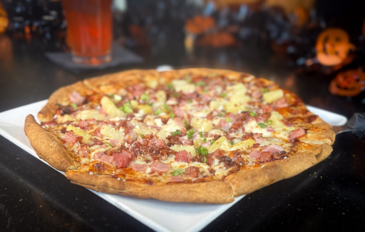 November Pizza Of The Month – Hawaiian Pizza
