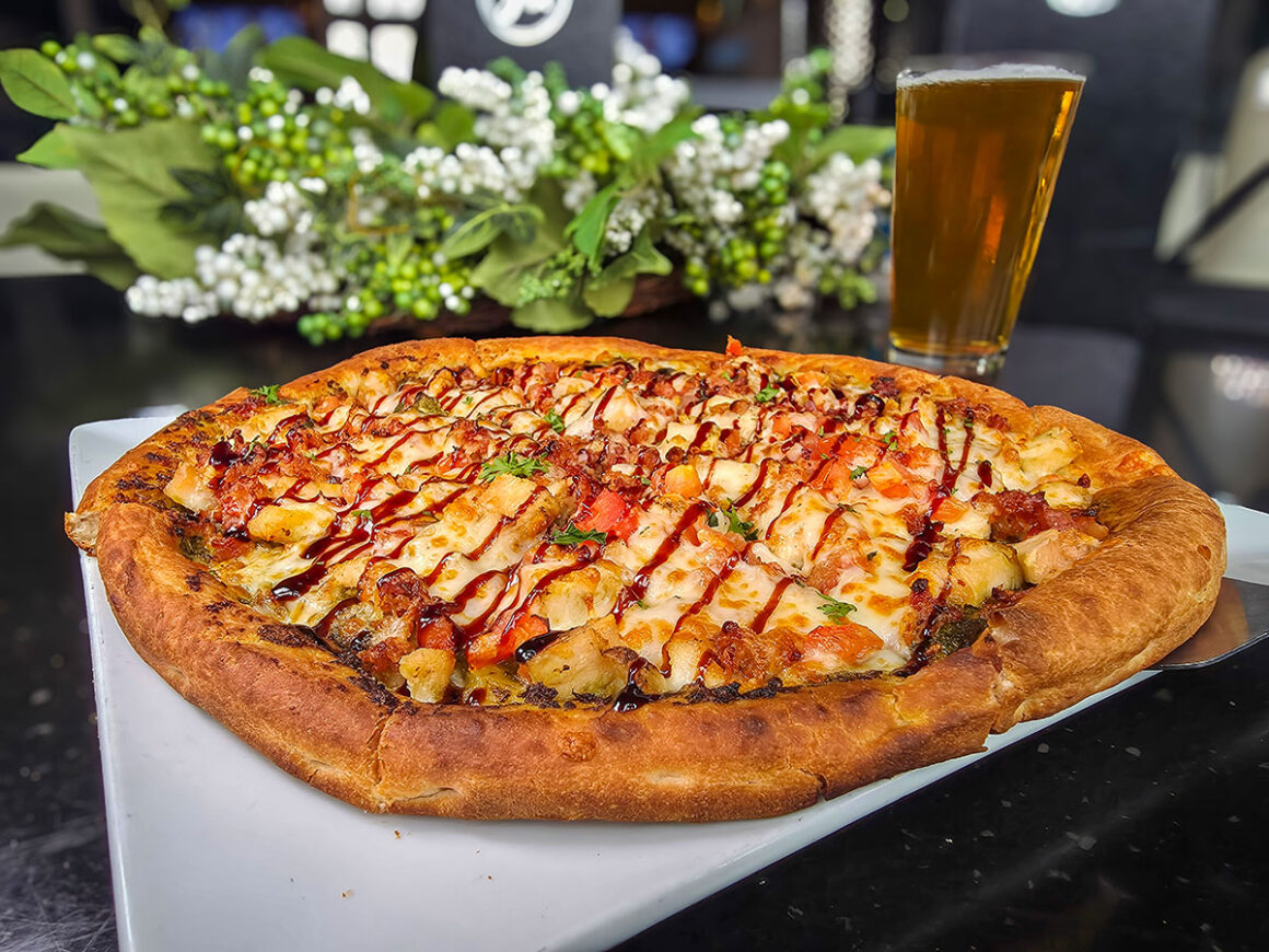 March Pizza of the Month: Chicken Pesto Pizza